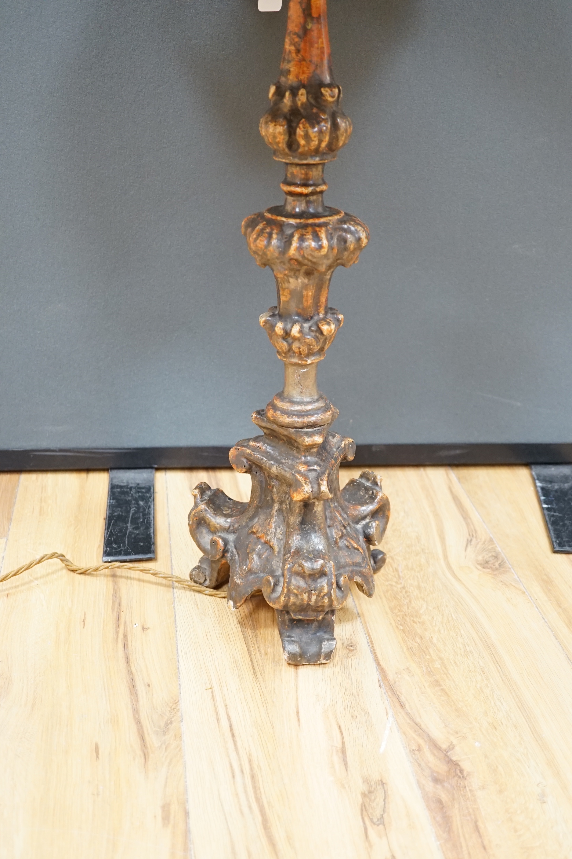 An Italian column lamp with green fabric shade, 88cm high including the shade